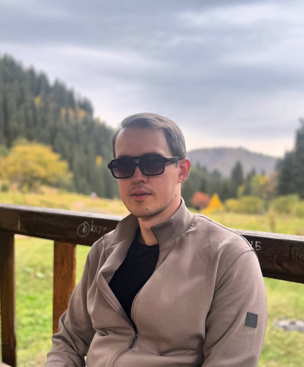 В горах Казахстана. Вопрос к людям: почему... image preview